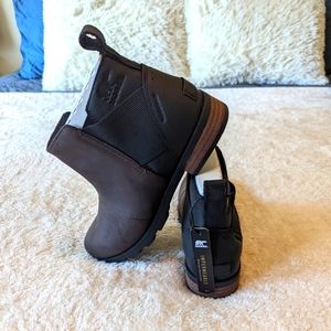 Sorel Emelie Chelsea boot
